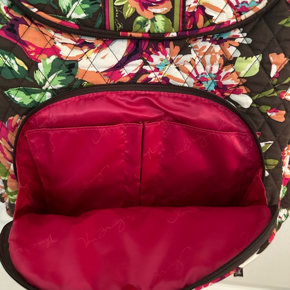 🌺 Vera Bradley Backpack- like new! +FREE GIFT! - Picture 5 of 8